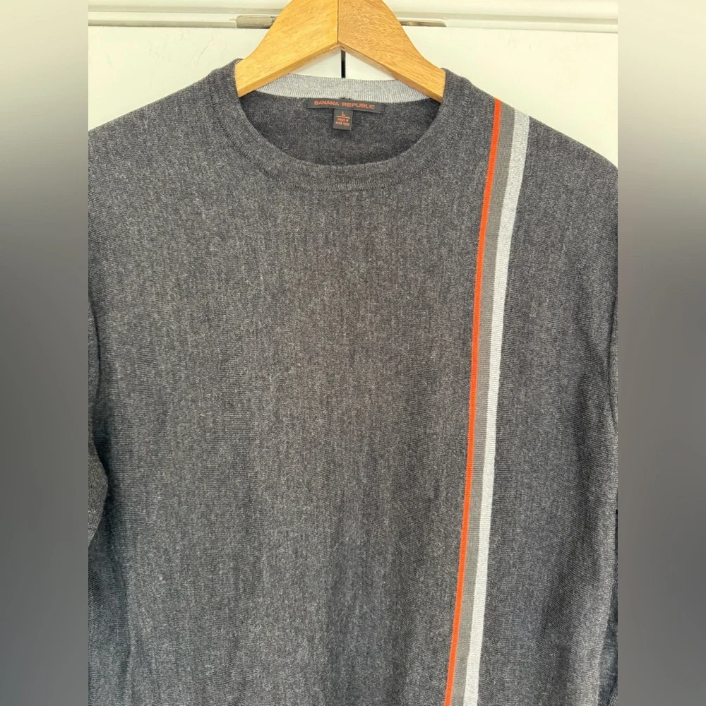 Banana Republic Merino Wool Sweater EUC Gray Crewneck Orange Stripe